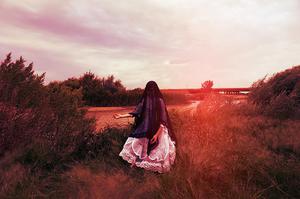 play La Llorona