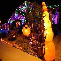 Fun Halloween Light House Escape
