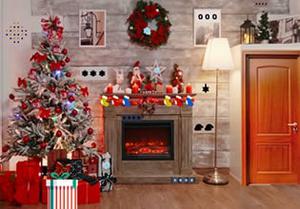 play Wooden House Christmas Escape