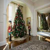 Fun Christmas White House Escape