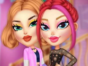 play E-Girl Fashion Dolls