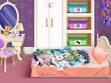 play Fashion Doll House Cleaning