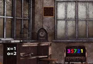 play Strange Old House Escape