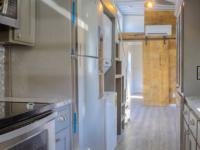 play Luxury Caravan Escape