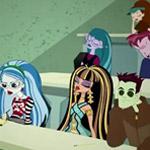 play New-Ghoul-And-School-10-Differences