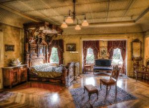 play Chartwell Manor (Adventuron Game)