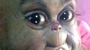 play Baby Grinch Hypnotizes You
