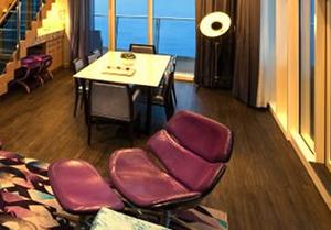 play Cruise Hotel Escape