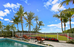 play Luxury Island Escape
