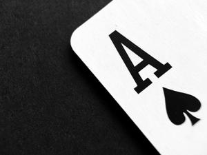 play Texas Hold'Em Poker
