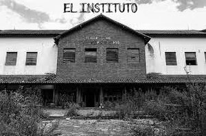 play El Instituto