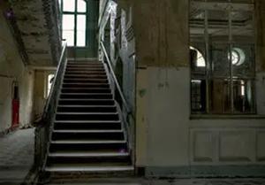 play Abandoned Willowbrook Asylum