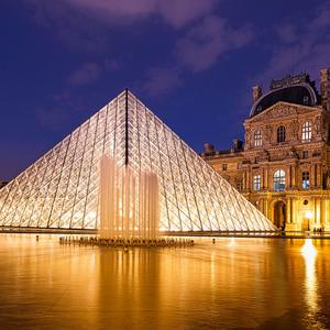 play Louvre
