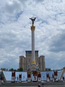 play Maidan Nezalezhnosti