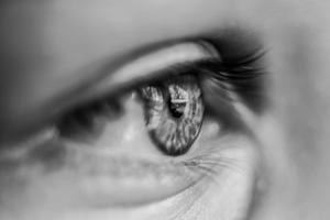 play Understanding Cataracts And Cataract Surgery